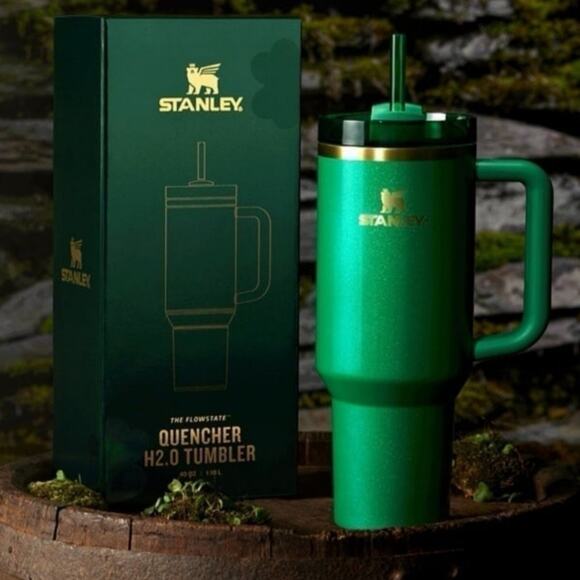 Stanley 40oz Quencher Tumbler -Limited Edition Shamrock Green & Gold With Extras - Picture 3 of 4